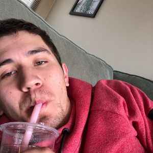 Meet your Posher, Gregory